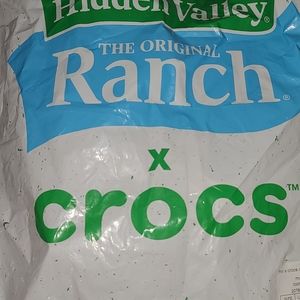 Ranch Crocs W7